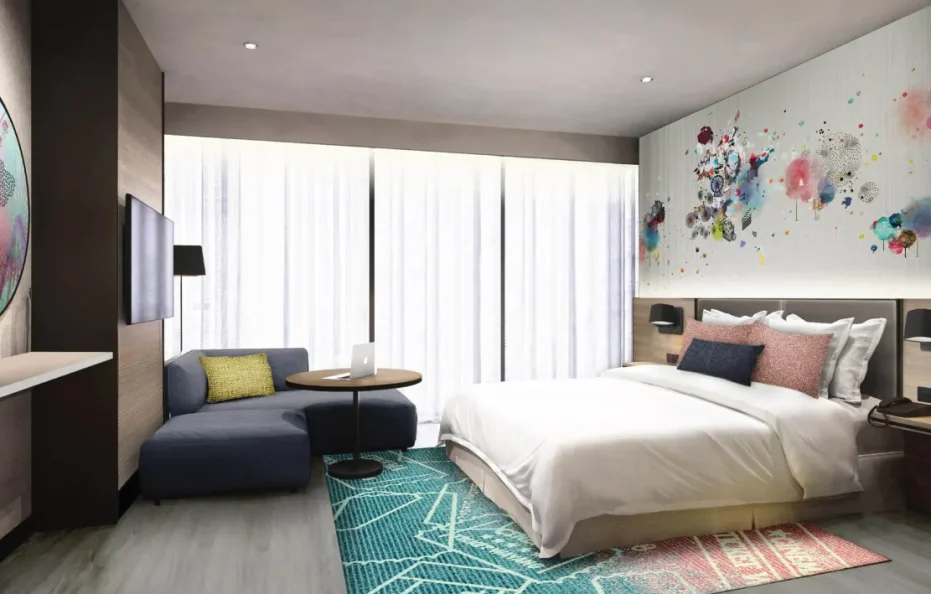 Studio Executive King