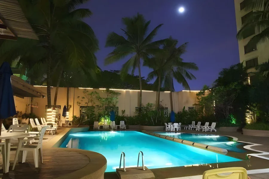 👨‍👩‍👧‍👦 ملخص برنامج عائلي 12 يومًا في ماليزيا (4 نجوم)