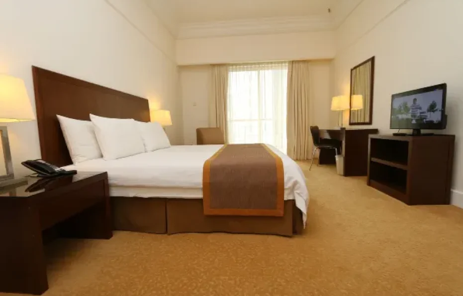 One Bedroom Premier Room