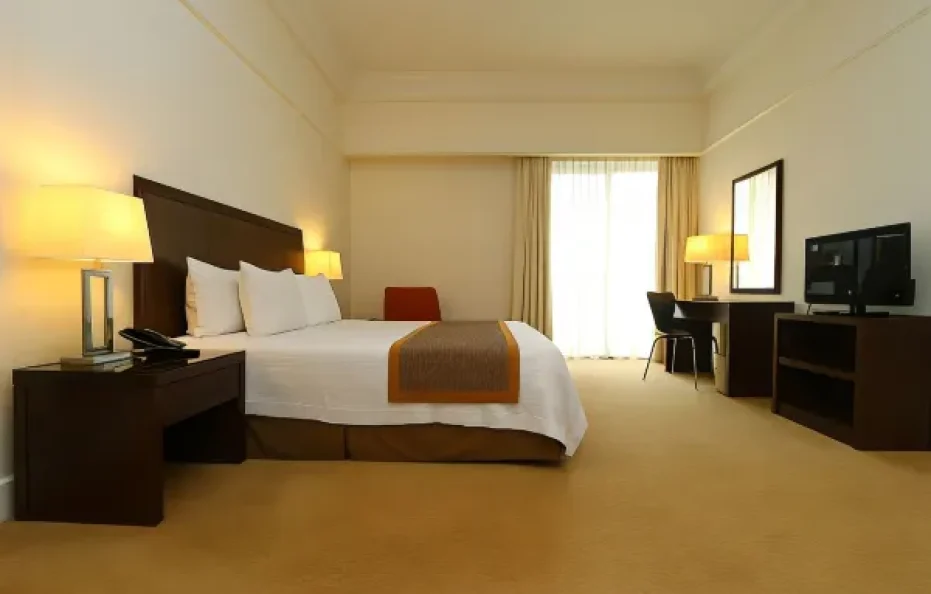 Two Bedroom 1 king bed(1.81m wide) and 2 single beds(1m wide)