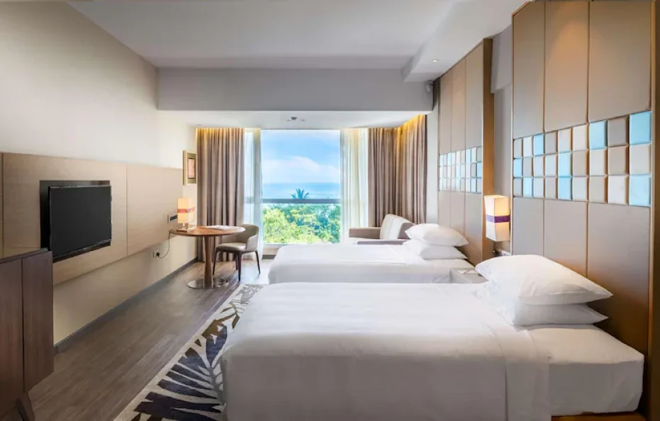 King Deluxe Room with Balcony