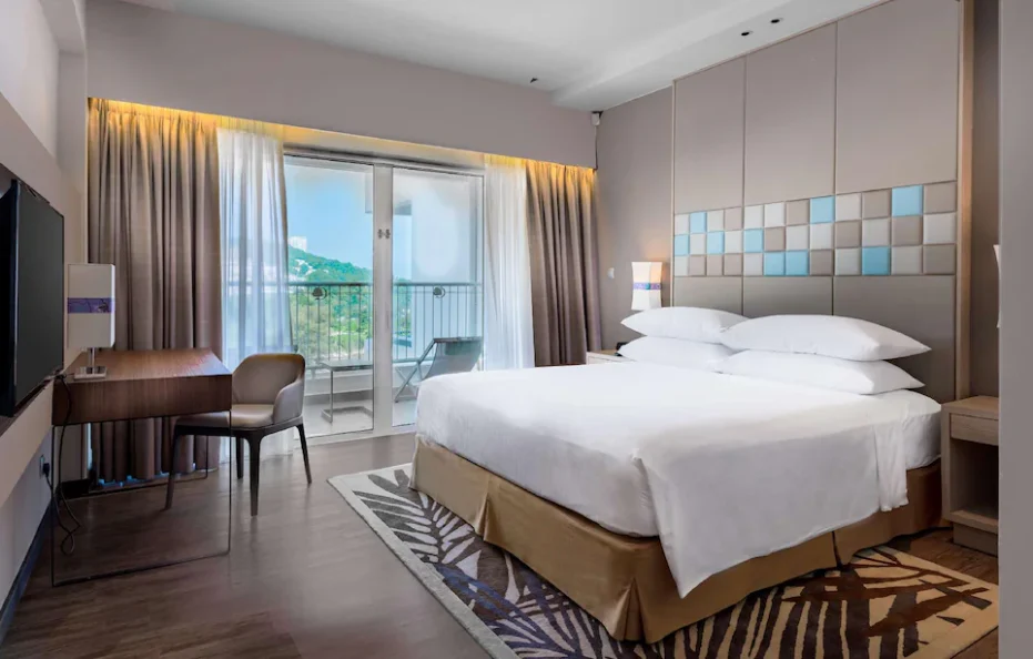 King Deluxe Room with Balcony